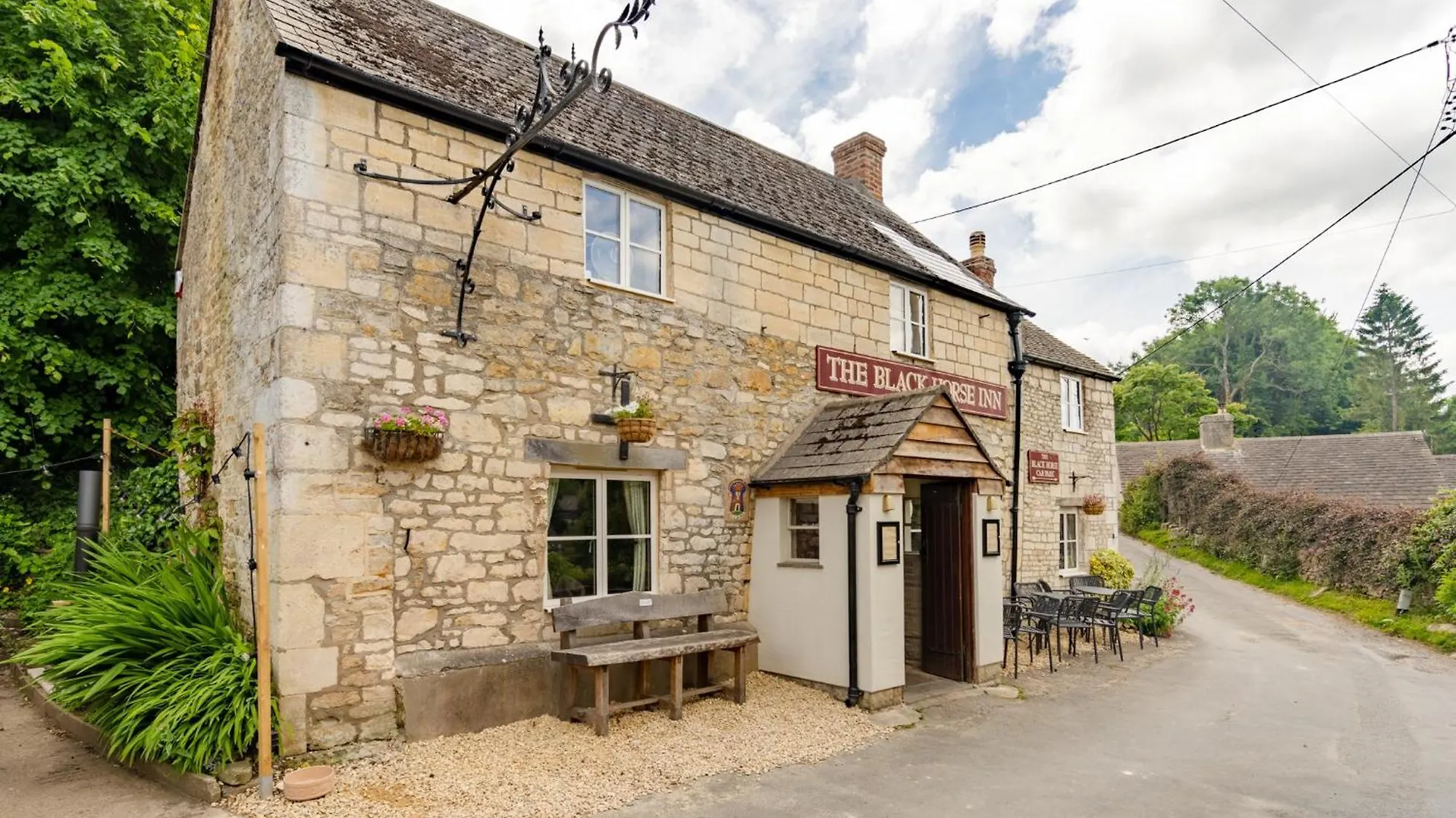 Lakeside Cottage Great Witcombe